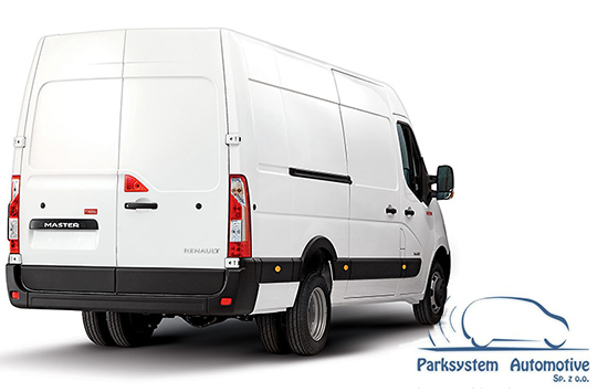 Kamera cofania i monitor LCD zestawu AX-17 zamontowane w Renault Master