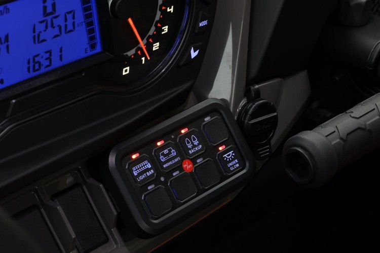 Purelux Multi-Switch Panel Przełączników LED 10-30V - Sterownik 8 Urządzeń